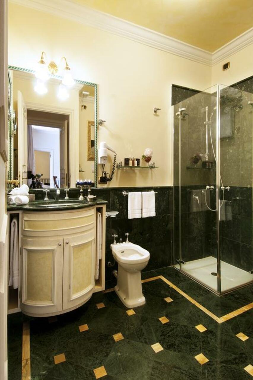 Petit Palais Hotel De Charme Milan Bilik gambar