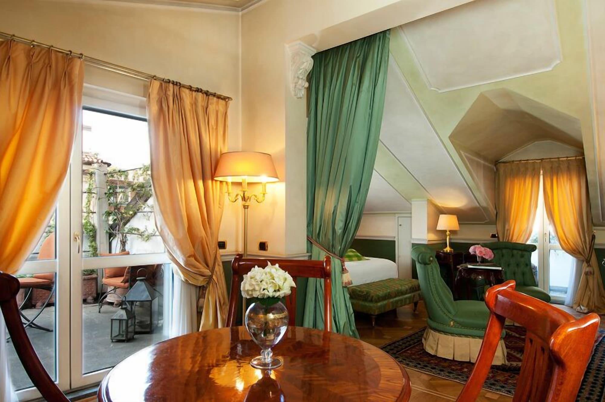 Petit Palais Hotel De Charme Milan Bilik gambar