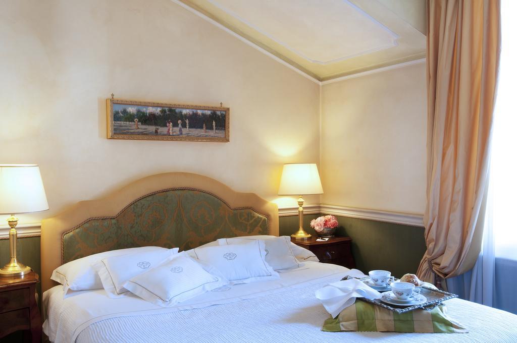 Petit Palais Hotel De Charme Milan Bilik gambar